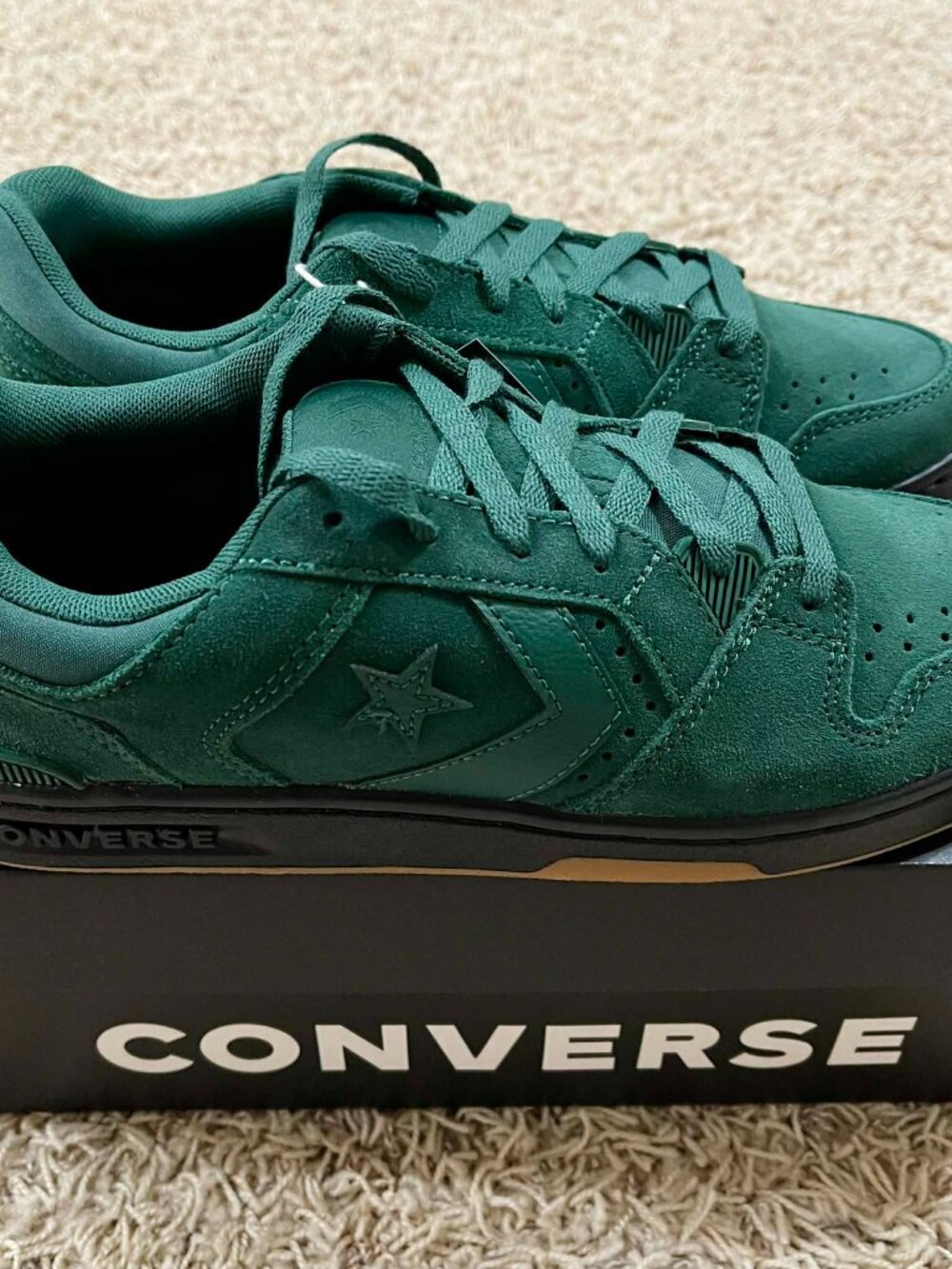 Converse Men's CL98 Suede Low Top Sneakers Shoes Green, Size 9 (New)